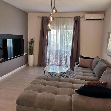 Apartmani Darko Rtina Exterior foto