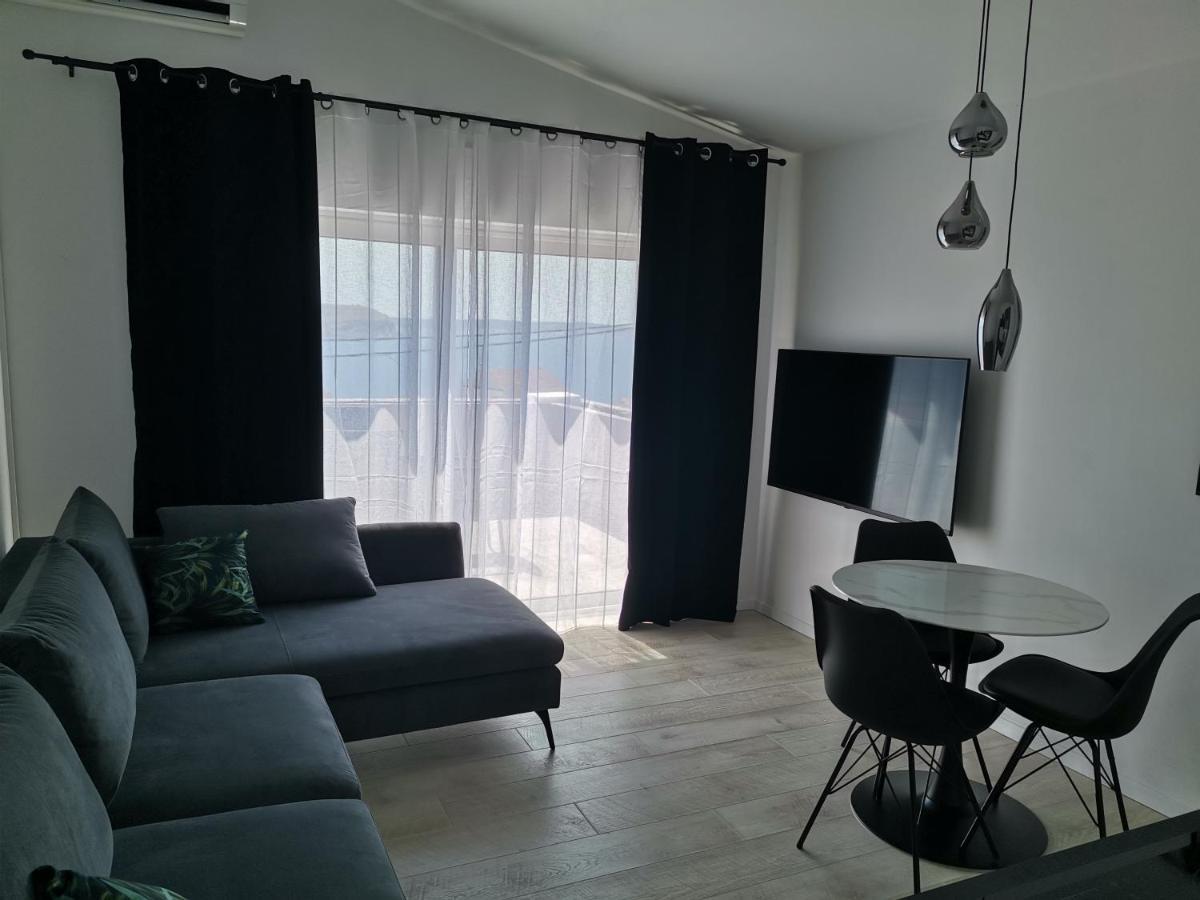 Apartmani Darko Rtina Exterior foto